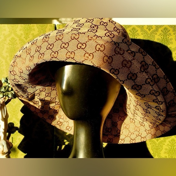 Gucci GG Monogram Bucket Hat Canvas Wide Large Brim Beige Tan Jacquard - Picture 9 of 15